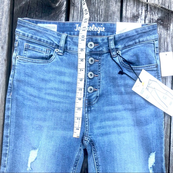 Jeanologie high waisted cropped jeans stretchy size 5 - Picture 11 of 15